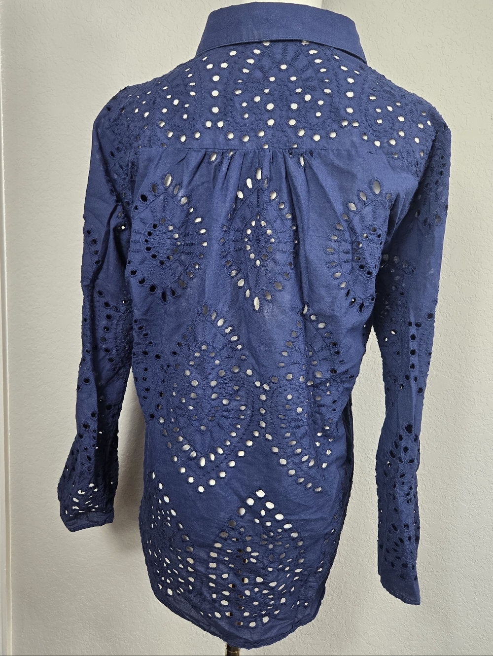 Adiva Navy Eyelet Button Down Shirt Cotton Boho Cottagecore Beach Cover Up M - Picture 4 of 13